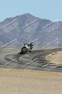 media/Oct-05-2025-CVMA (Sun) [[beeef4f201]]/Race 16-Formula Middleweight/